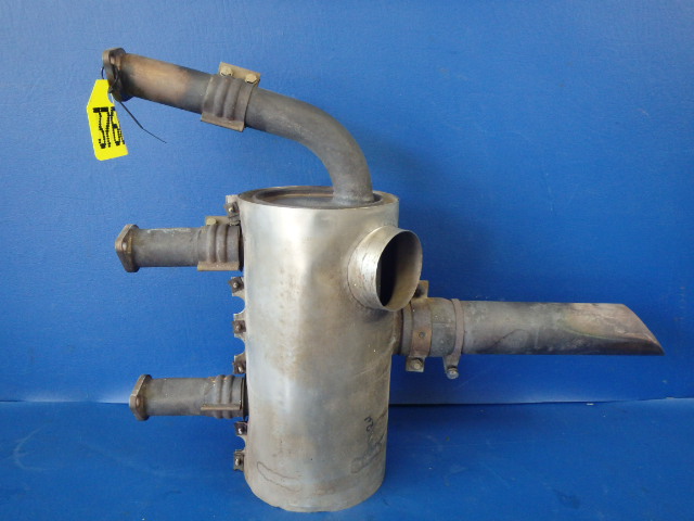 0550176-56 Cessna - EXHAUST STACK ASSEMBLY-RH (CRACKED SHROUD SEE DETAILS)